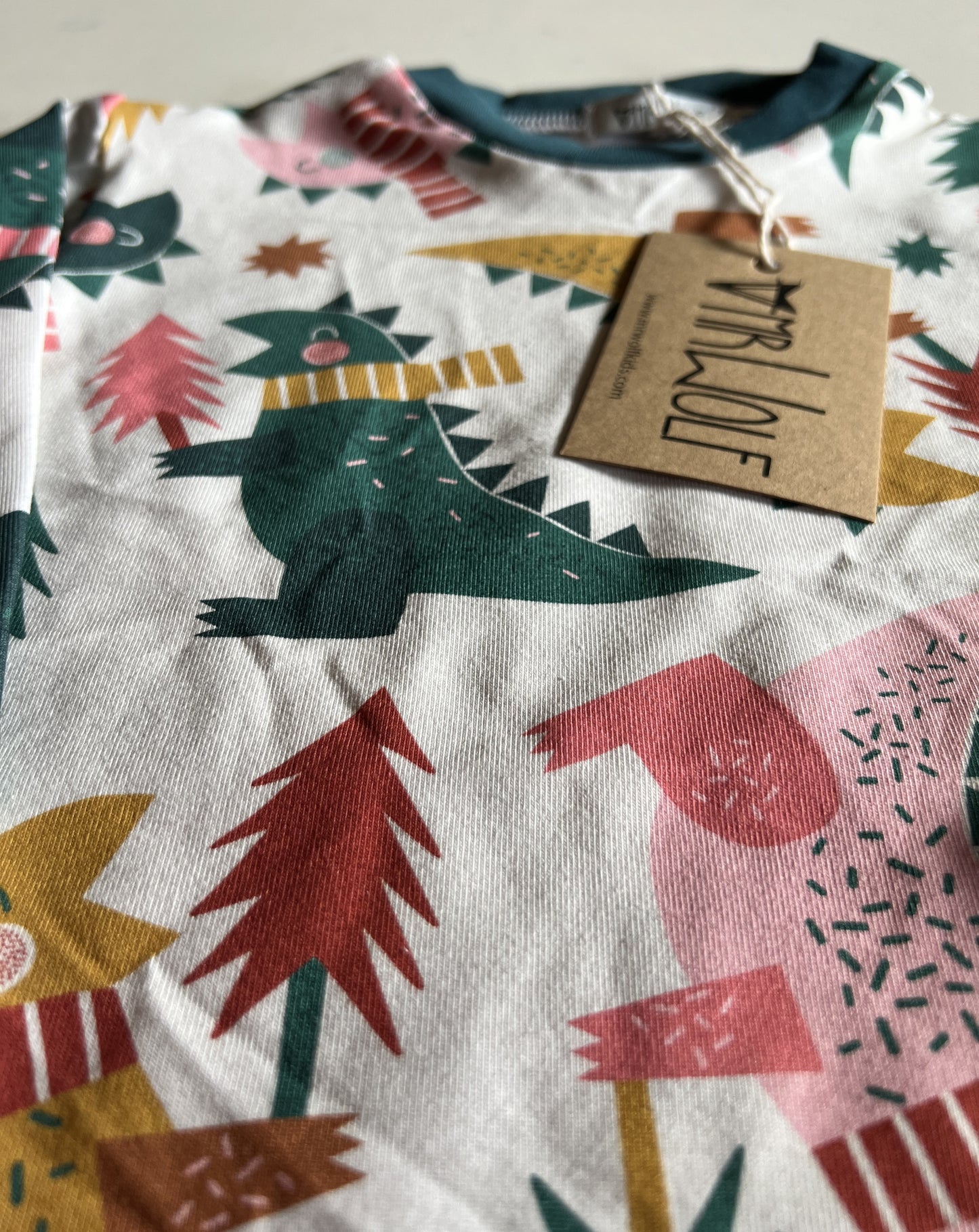 Maglietta Dinos and Trees