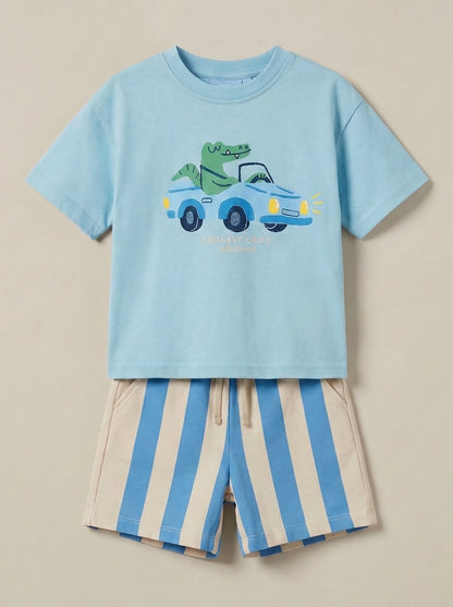 Completo t-shirt coccodrillo e shorts righe