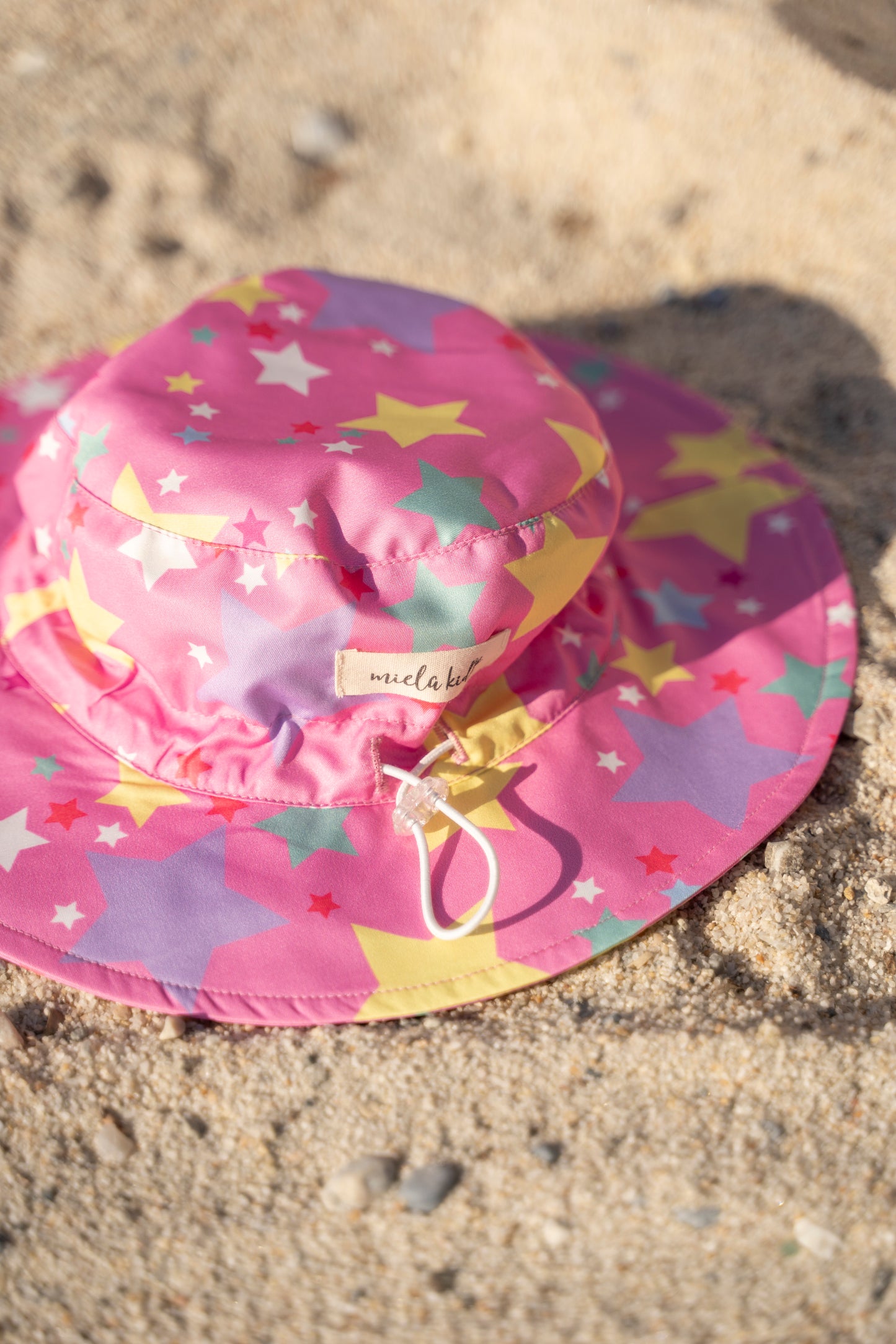 Cappellino da sole bambino con stelle UV50+ | MIELA KIDS